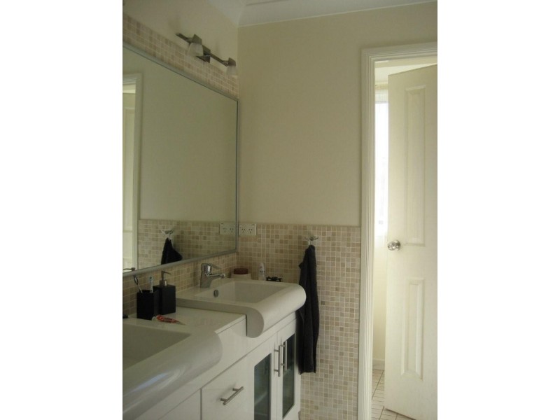 4 Ashton Place, Doonside NSW 2767