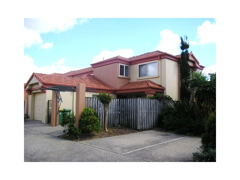 480 Christine Avenue, Varsity Lakes QLD 4227