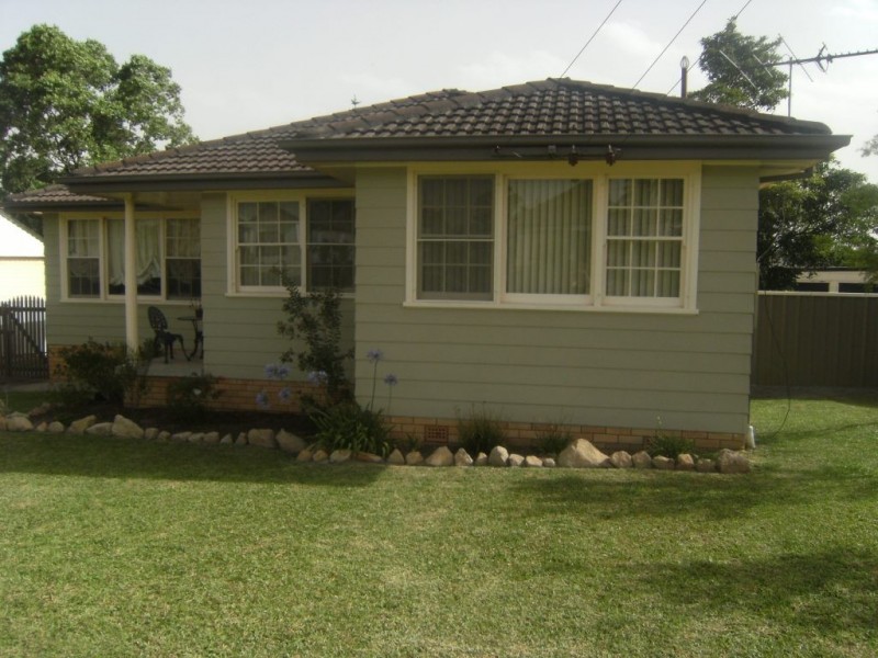 24 Earl Street, Holmesville NSW 2286