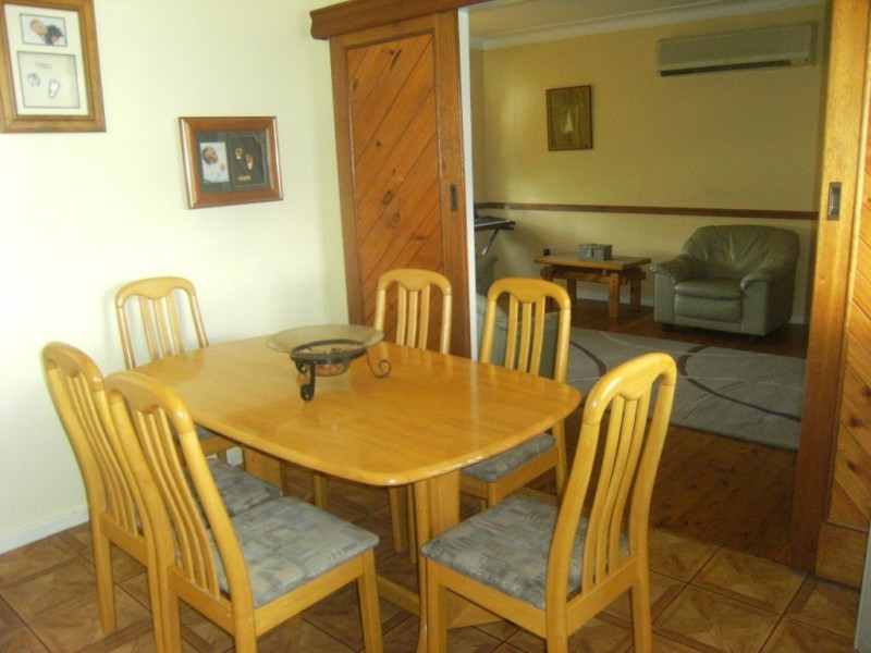 24 Earl Street, Holmesville NSW 2286