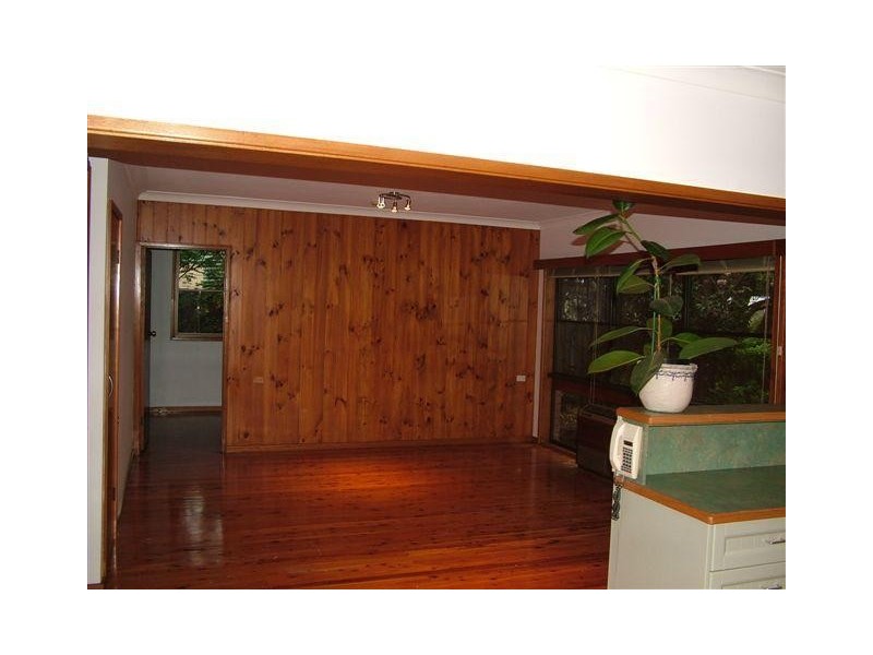 16 Russell Avenue, Valley Heights NSW 2777