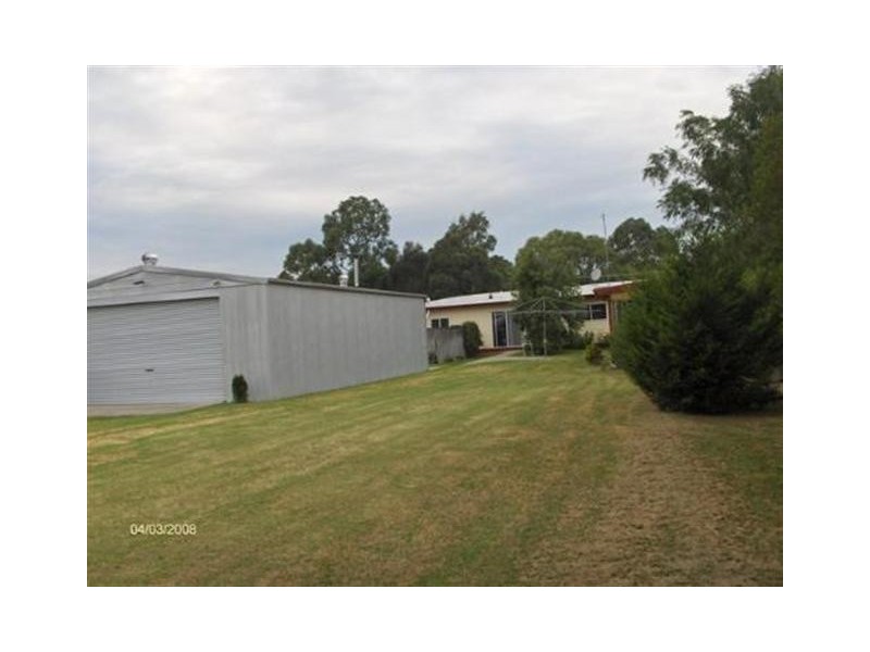 5 Widdis Way, Flynn VIC 3844