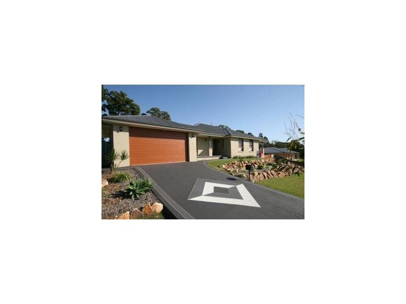 17 Riverbreeze Drive, Wauchope NSW 2446
