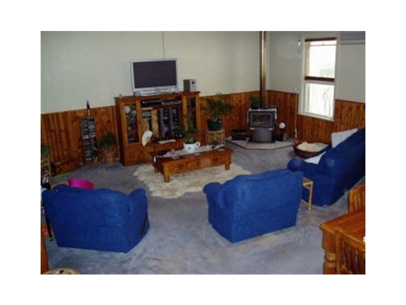 12-16 Railway Terrace West Street, Tantanoola SA 5280