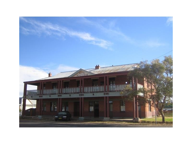 73 Bandulla Street, Mendooran NSW 2842