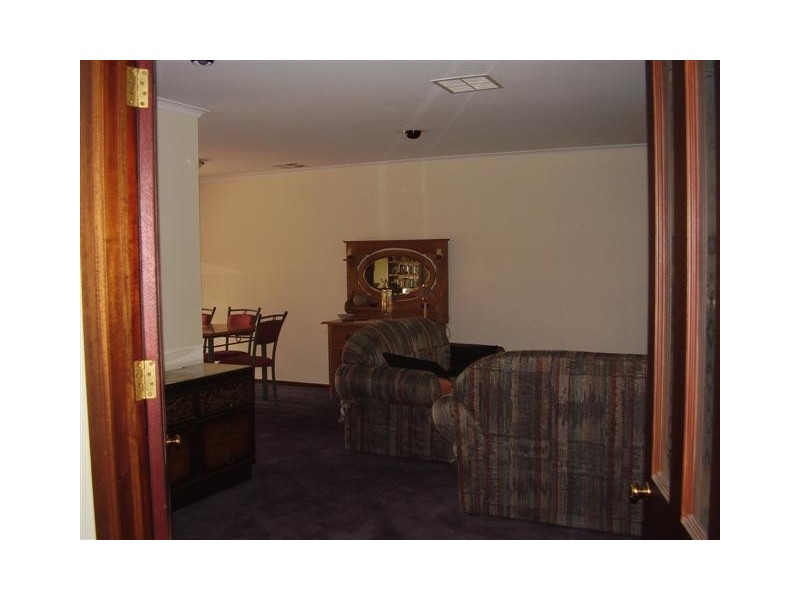 35 Glendale Ave, Flagstaff Hill SA 5159