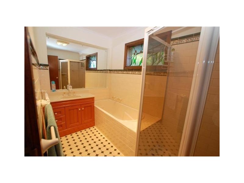 35 Glendale Ave, Flagstaff Hill SA 5159