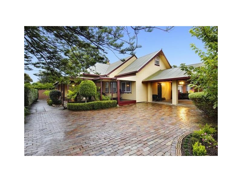 17 Warwick Parade, Castle Hill NSW 2154