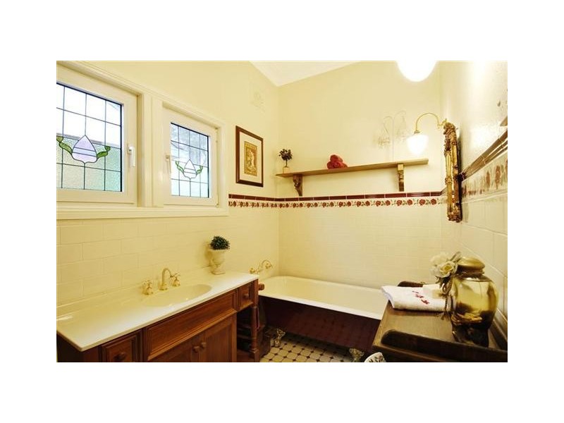 17 Warwick Parade, Castle Hill NSW 2154