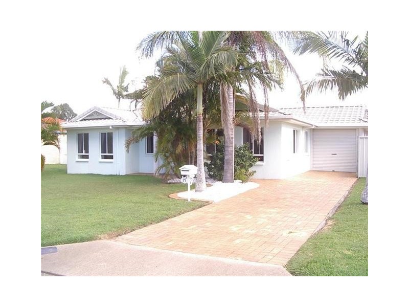 15 Oceanview Street, Hervey Bay QLD 4655