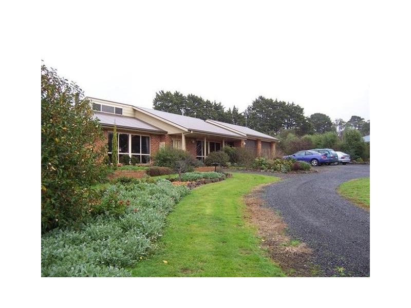 11 Sherwood Court, Drouin VIC 3818