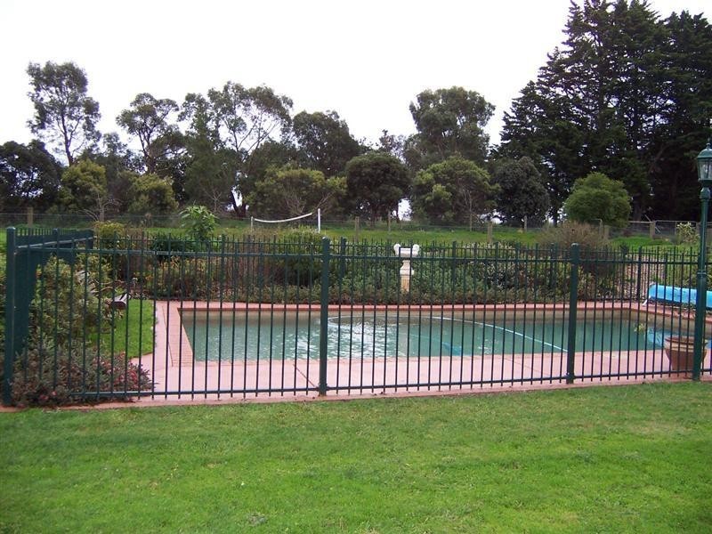 11 Sherwood Court, Drouin VIC 3818