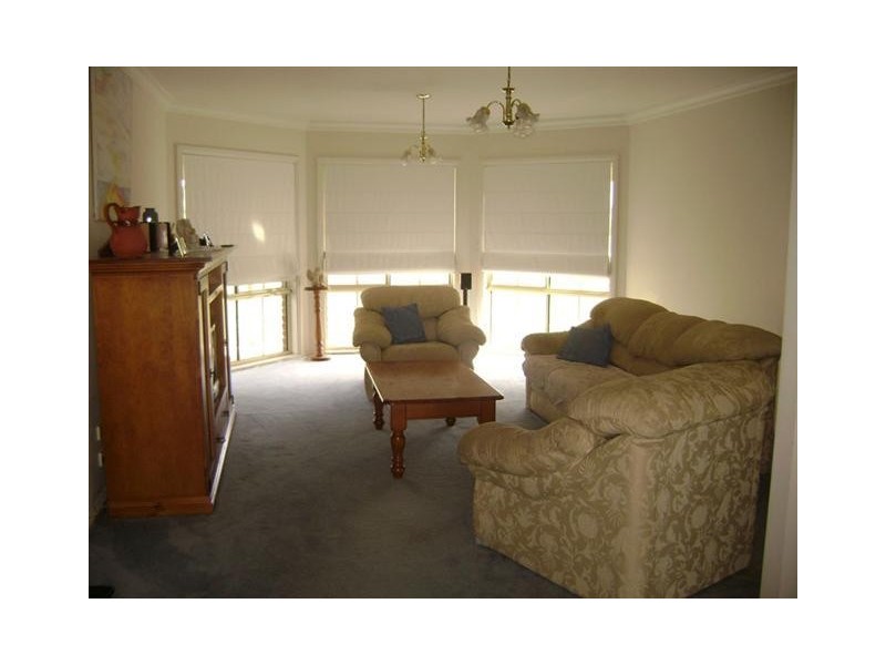 8 Chardonnay Drive, Milawa VIC 3678