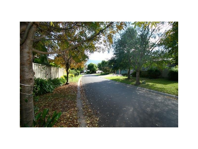 9 Coronata Drive, Figtree NSW 2525