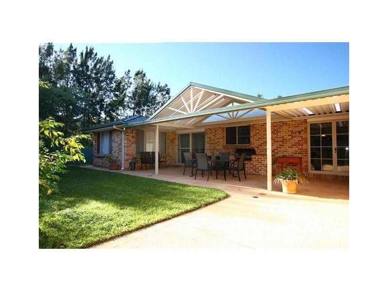 9 Coronata Drive, Figtree NSW 2525