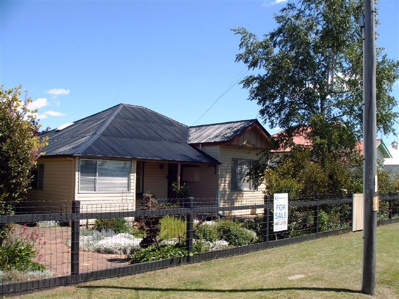 156 Macquarie, Glen Innes NSW 2370