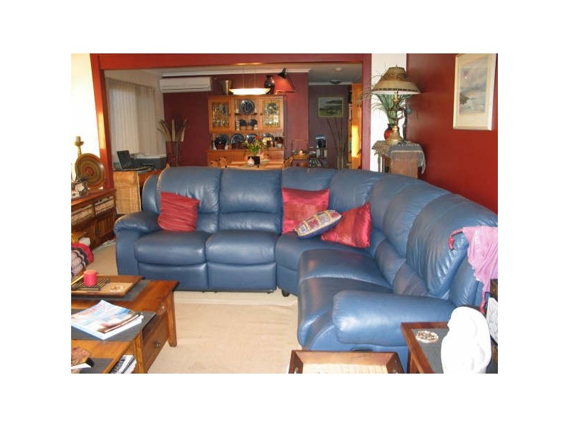 11 Meghan Crescent, Qunaba QLD 4670