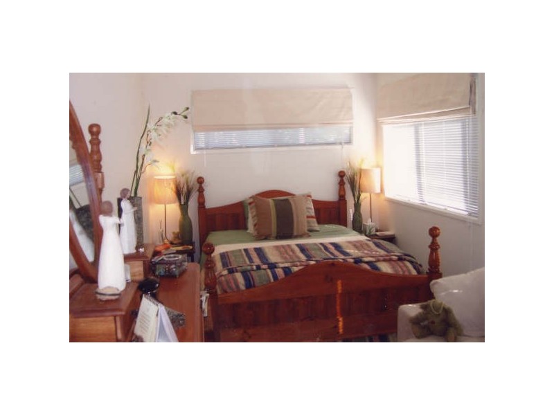 11 Meghan Crescent, Qunaba QLD 4670