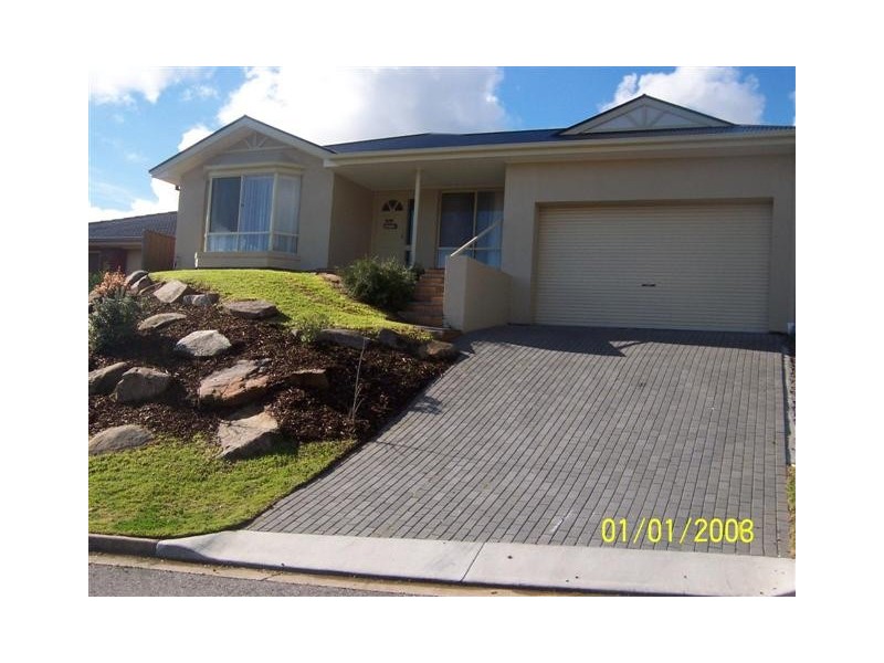 2 Ridge Place, Aberfoyle Park SA 5159