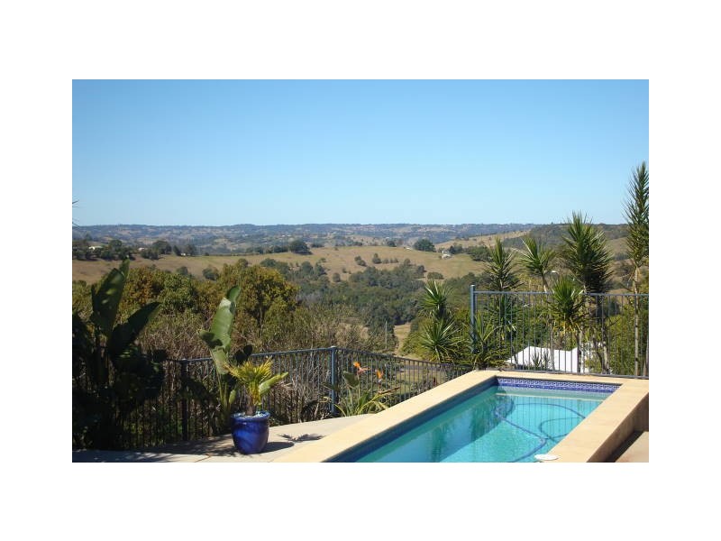 1 Henderson Place, Modanville NSW 2480