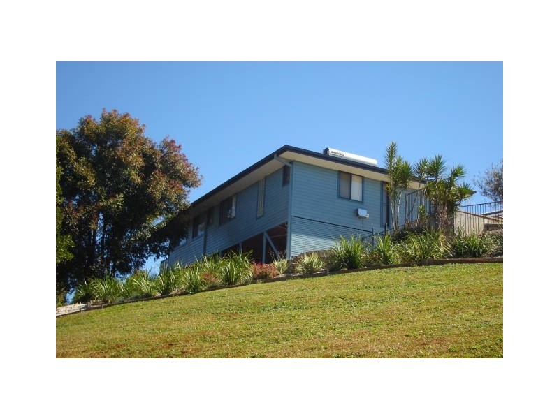 1 Henderson Place, Modanville NSW 2480
