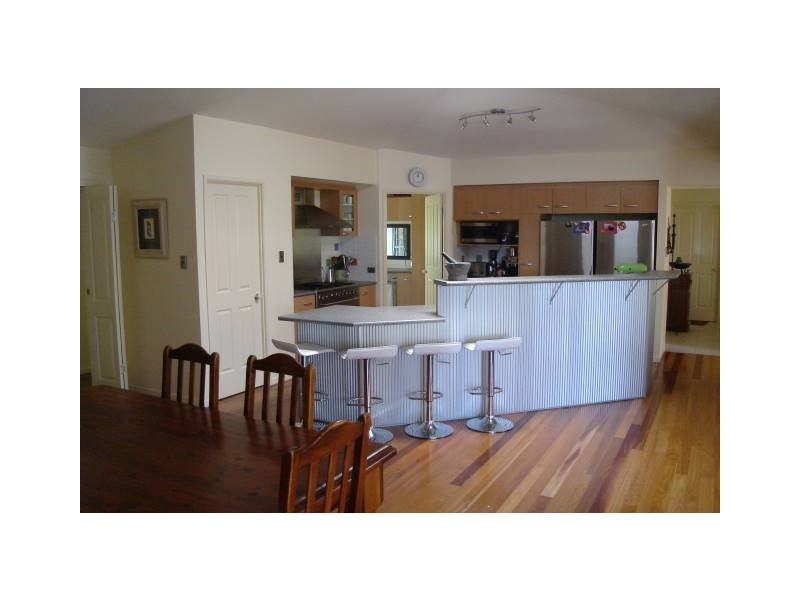 1 Henderson Place, Modanville NSW 2480