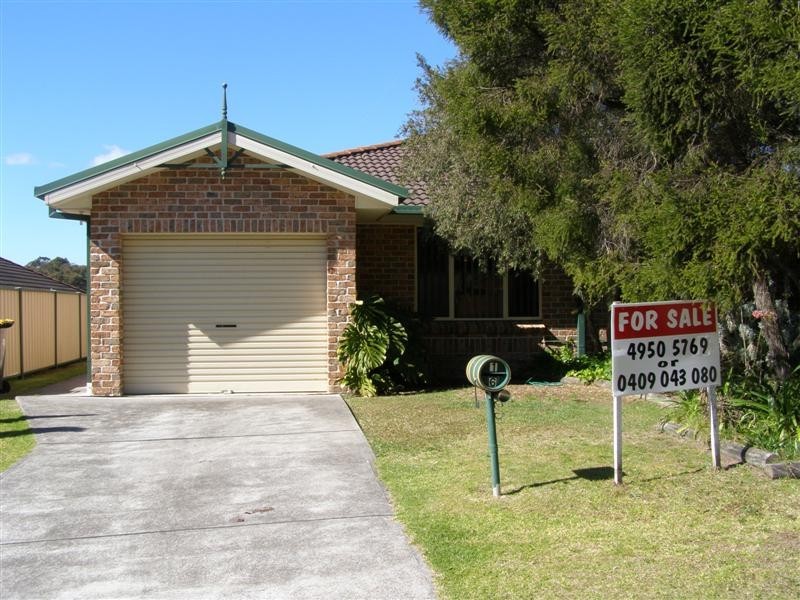 6 Pondee Close, Carey Bay NSW 2283