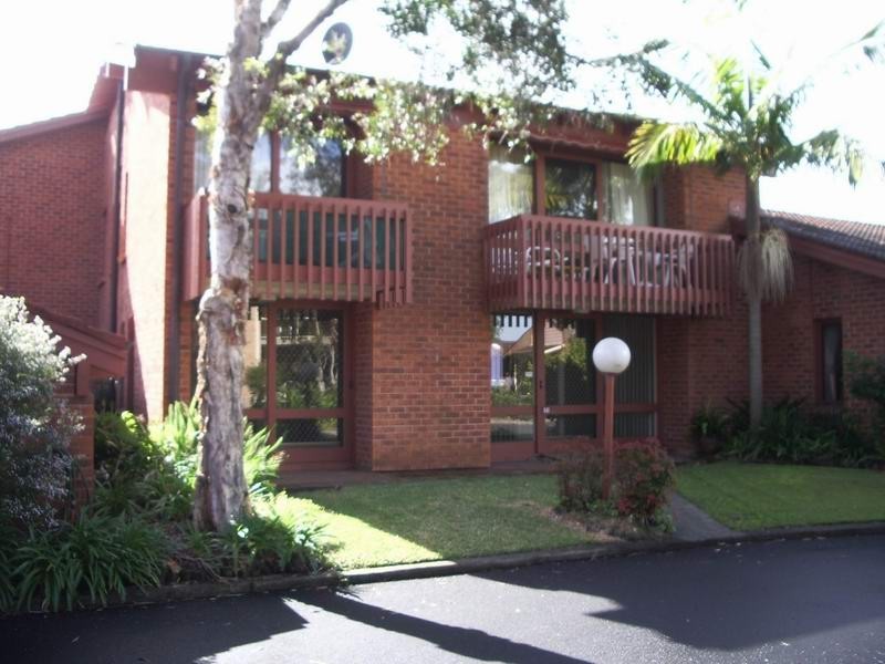 16/15 Anne Findlay Place, Bateau Bay NSW 2261
