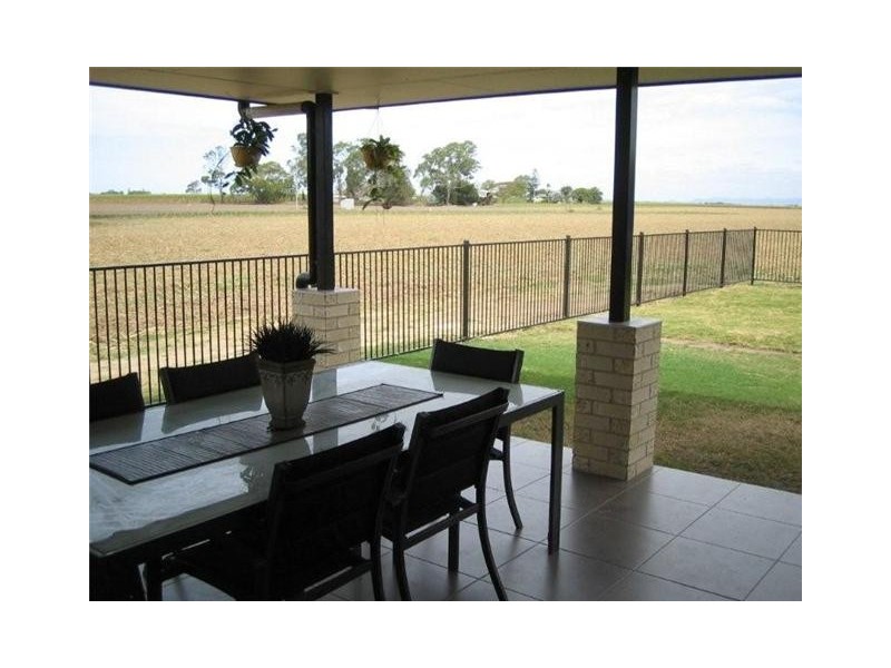 26192 Peak Downs Highway, Racecourse QLD 4740