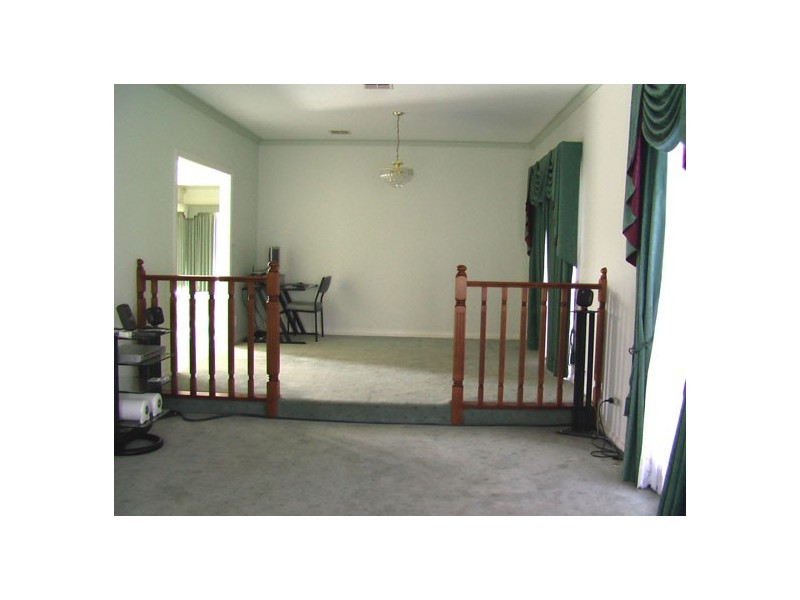 34 Golden Way, Hillside VIC 3037