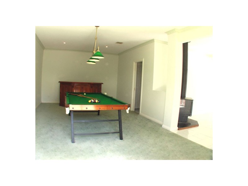 34 Golden Way, Hillside VIC 3037