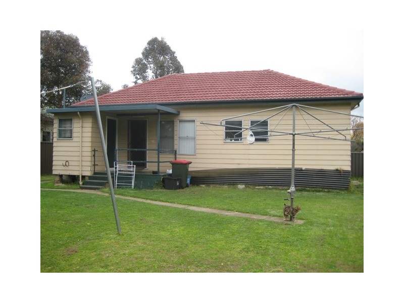 22 Bridges Avenue, Wattle Grove NSW 2173