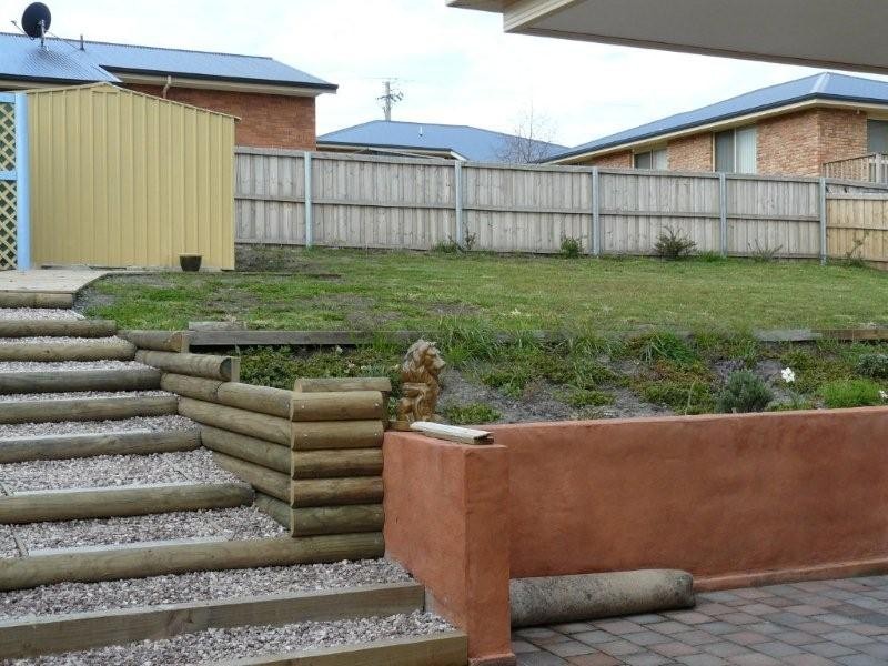 18 Kingfisher Street, Kingston TAS 7050