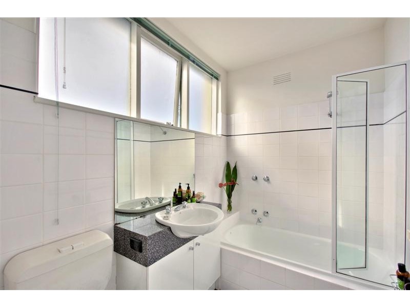 11/54 Hotham Street, St Kilda East VIC 3183