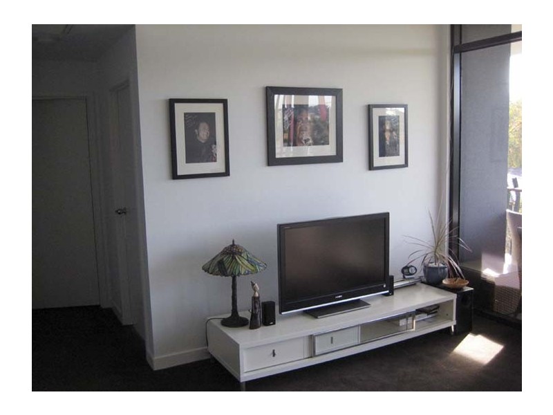 325/68 Mt Alexander Road, Ascot Vale VIC 3032