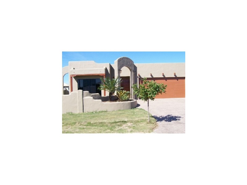 1 Companion Way, Shoal Point QLD 4750