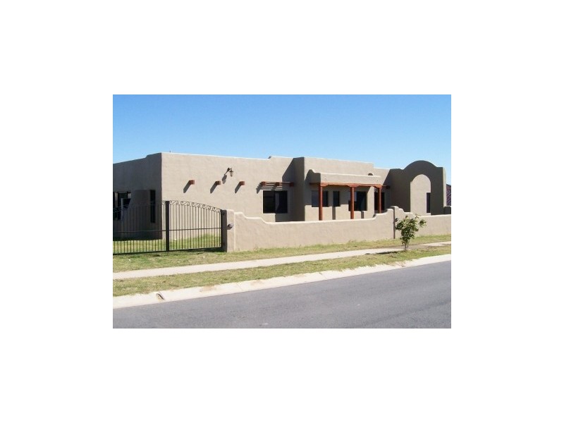 1 Companion Way, Shoal Point QLD 4750