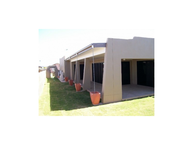 1 Companion Way, Shoal Point QLD 4750