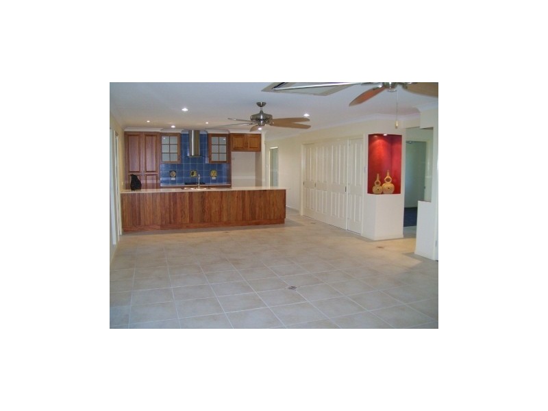 1 Companion Way, Shoal Point QLD 4750