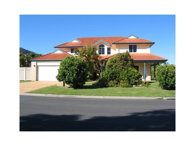 24 Roselands Drive, Coffs Harbour NSW 2450