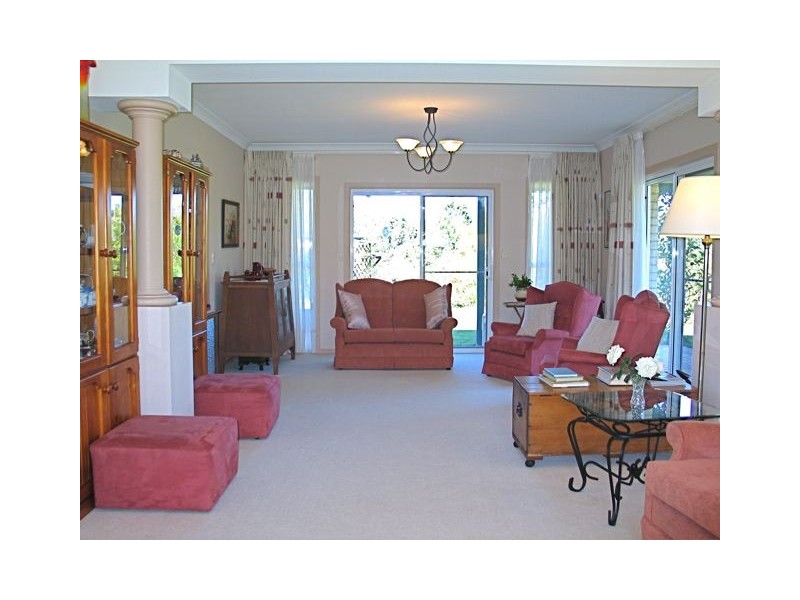 24 Roselands Drive, Coffs Harbour NSW 2450