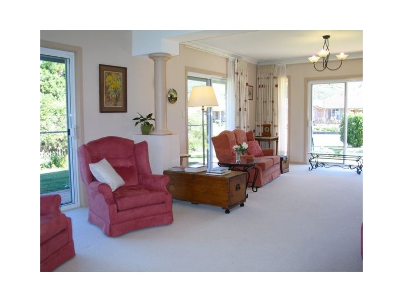 24 Roselands Drive, Coffs Harbour NSW 2450