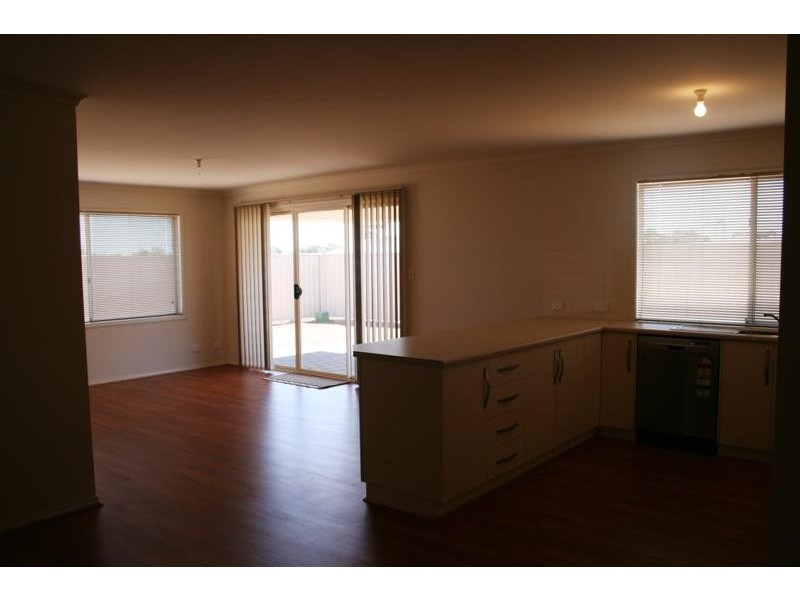 31 The Boulevard, Parafield Gardens SA 5107