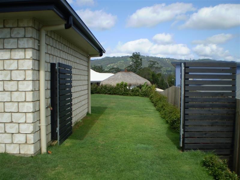 42 Paynters Pocket Avenue, Palmwoods QLD 4555