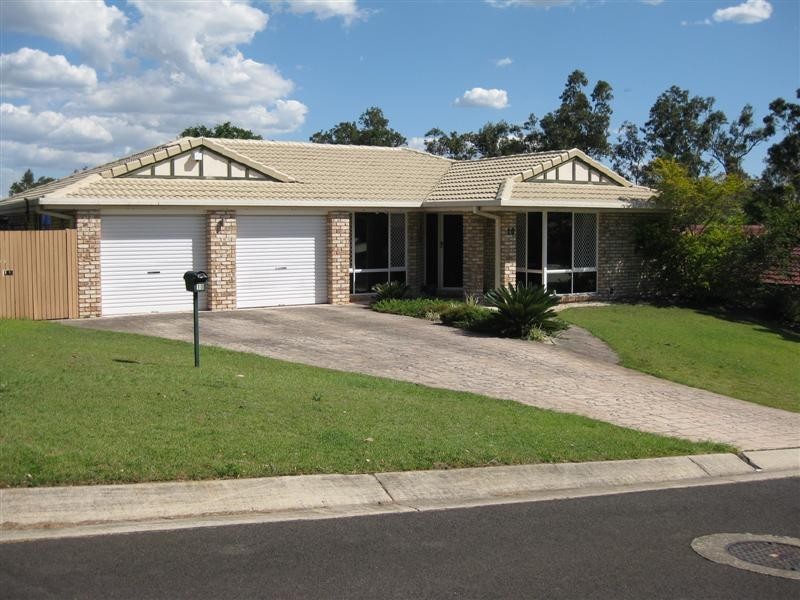 10 Whitewood Place, Arana Hills QLD 4054