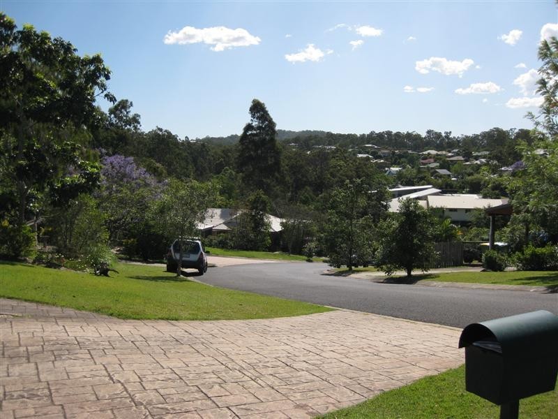10 Whitewood Place, Arana Hills QLD 4054