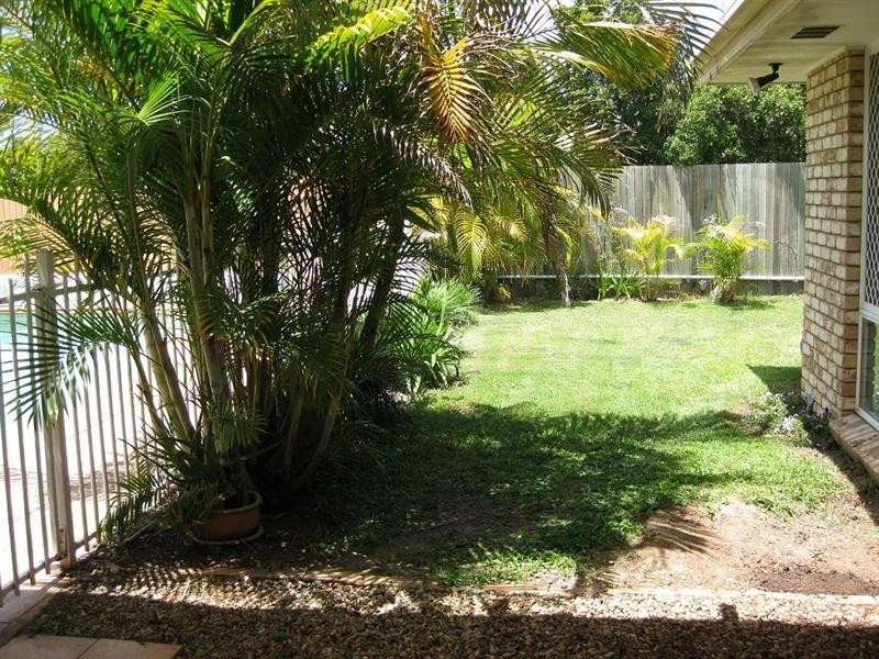 10 Whitewood Place, Arana Hills QLD 4054