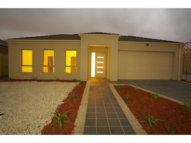 62 Bushlark Crescent, Truganina VIC 3029
