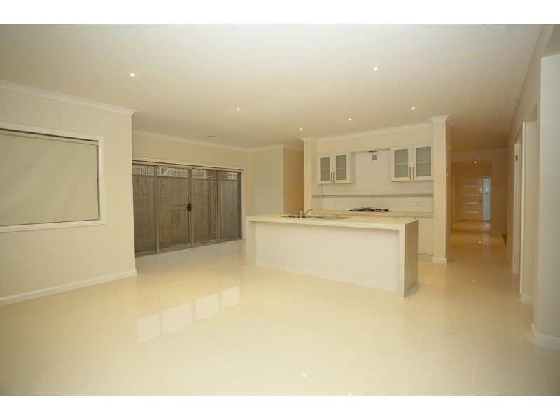 62 Bushlark Crescent, Truganina VIC 3029