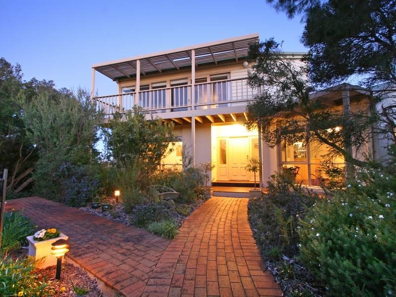 6 Weatherly Court, Rye VIC 3941